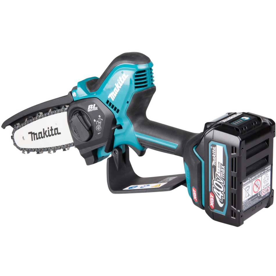 MAKITA XGT Astsäge – UC029GZ