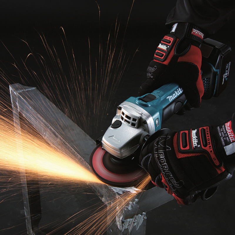 MAKITA  Mini Rebarbadora 18V LÍTIO - DGA452Z